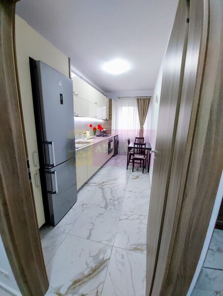 Apartament 2 cam 58mp Metrou Aparatorii Patriei + loc parcare inclus